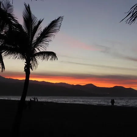 Sahara Air Conditioned Apartment *