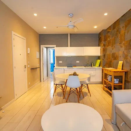 Sahara Apartment *